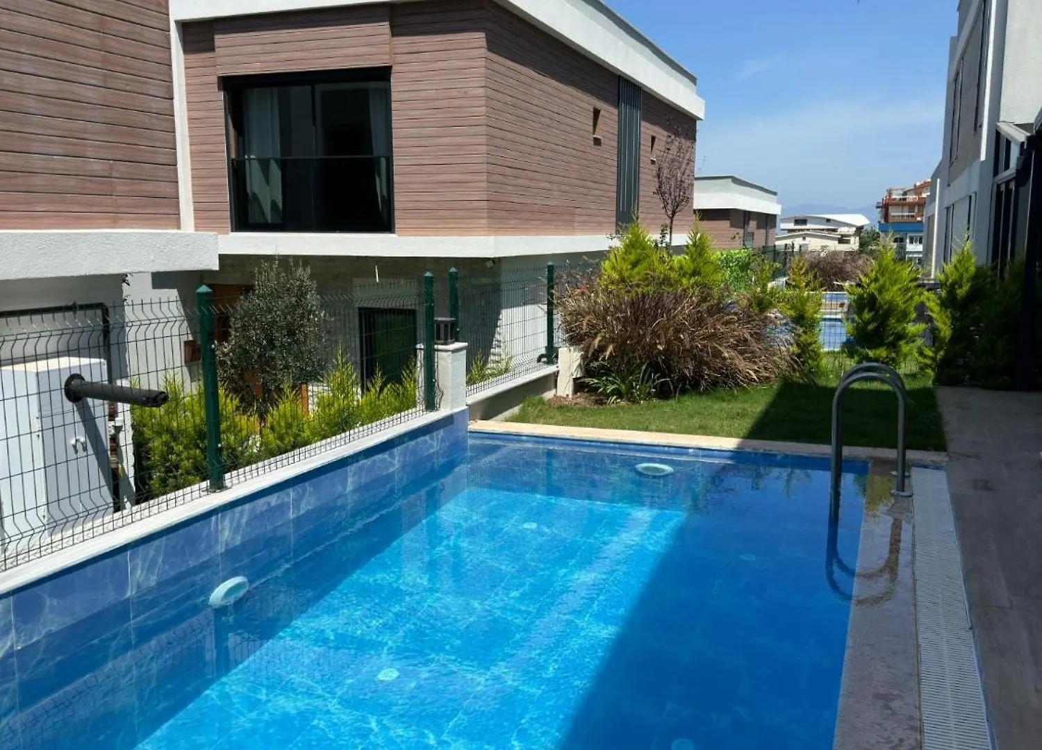 Havuzlu Smart Villa Kusadasi