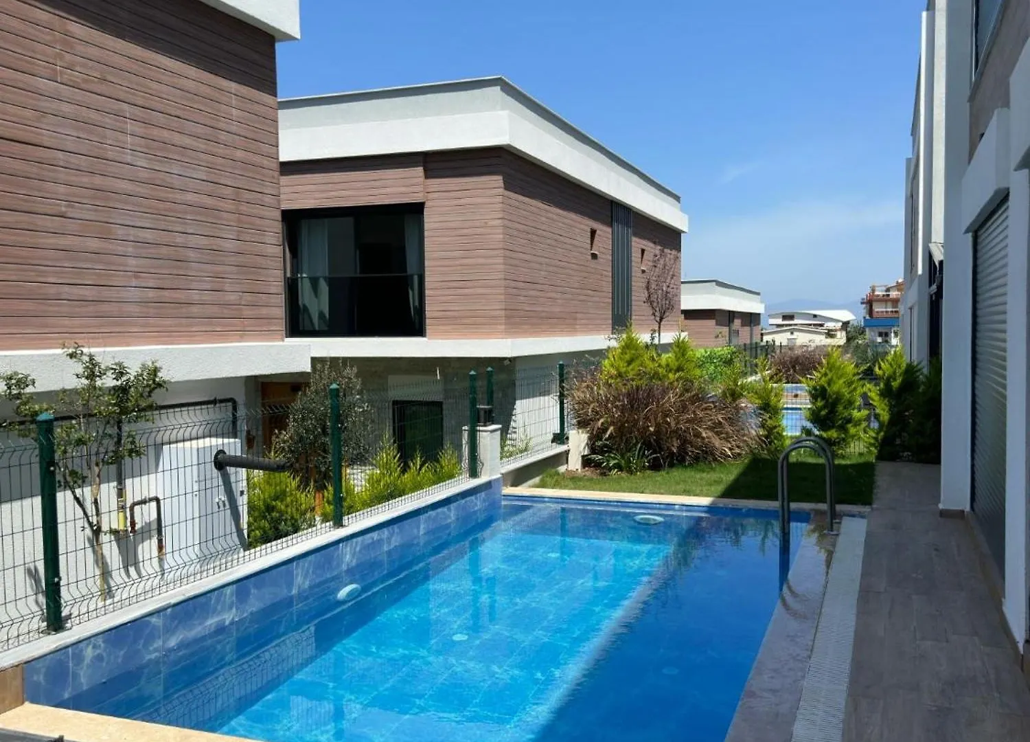 Havuzlu Smart Villa contacts